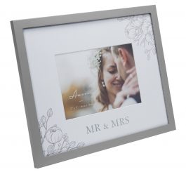 Wedding Photo Frame - 5" x 7"