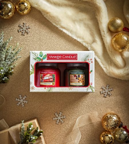 Yankee Candle 2 Medium Jar Christmas Gift Set