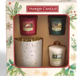 Yankee Candle 3 Votive And 1 Holder Christmas Gift Set