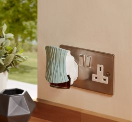 Yankee Candle New Scent Plug Signature Wave