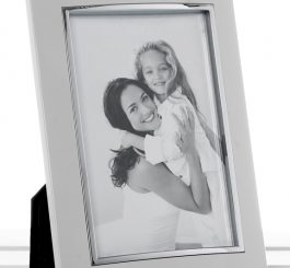 White Anodised Photo Frame - 5" X 7"
