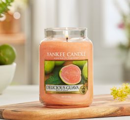 Yankee Candle Large Jar Delicious Guava