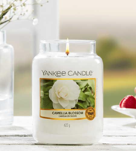 Yankee Candle Large Jar Camelia Blossoms