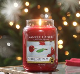 Yankee Candle Large Jar Cherries On Snow
